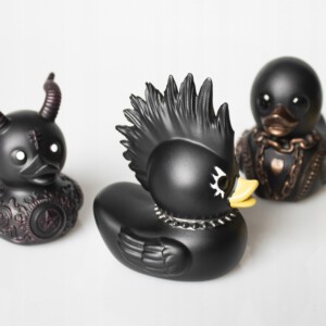 Kaczka KĄPIELOWA GOTHIC duck HEAVY METAL Czarna 15cm do WANNY PREZENT - miniatura 4