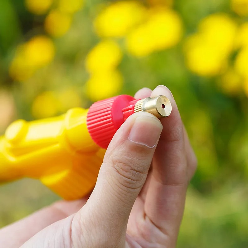 OPRYSKIWACZ NA BUTELKĘ od Napojów OGRODOWY Ręczny Uniwersalny NAKRĘCANY - obrazek 3