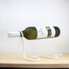 STOJAK UCHWYT NA WINO BUTELKĘ ALKOHOL SZNUREK STYLOWY NOWOCZESNY PREZENT - miniatura 8