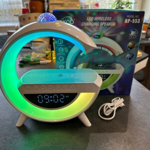 LAMPKA LED RGB Gamingowa GŁOŚNIK BLUETOOTH INDUKCJA PROJEKTOR Radio BUDZIK - miniatura 7