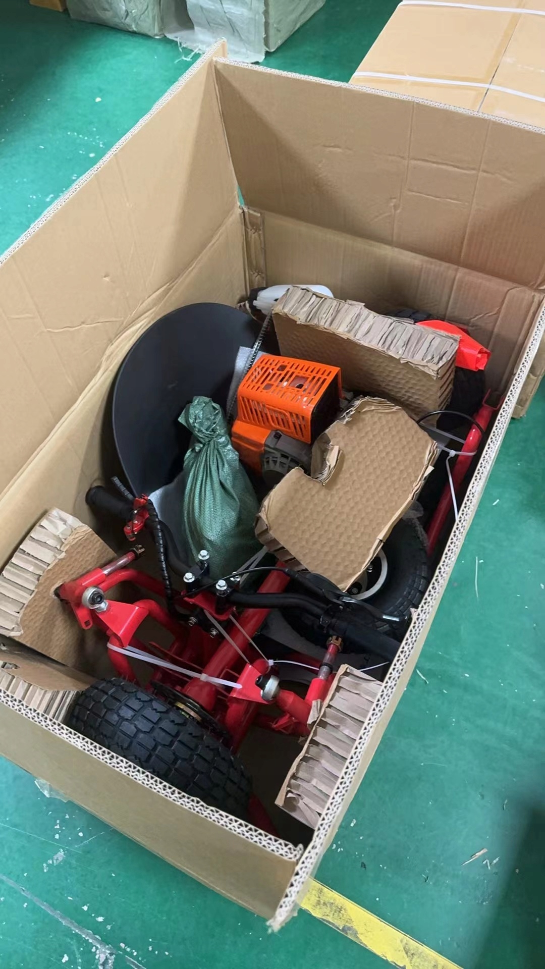 GoKart SPALINOWY ITIMPORT 2-suw 35km/h 63ccm 2.2KM go-kart do 150kg OFFROAD - obrazek 10