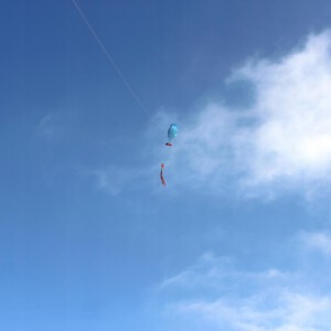 DUŻY LATAWIEC WIELORYB NIEBIESKI 210cm PLAŻOWY PREZENT DLA DZIECI ZABAWKA - miniatura 5