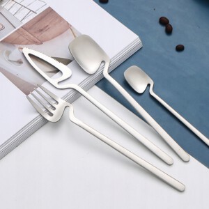 ZESTAW KOMPLET SZTUĆCÓW STAL NIERDZEWNA NÓŻE WIDELCE ŁYŻKI 32szt SREBRNE - miniatura 9