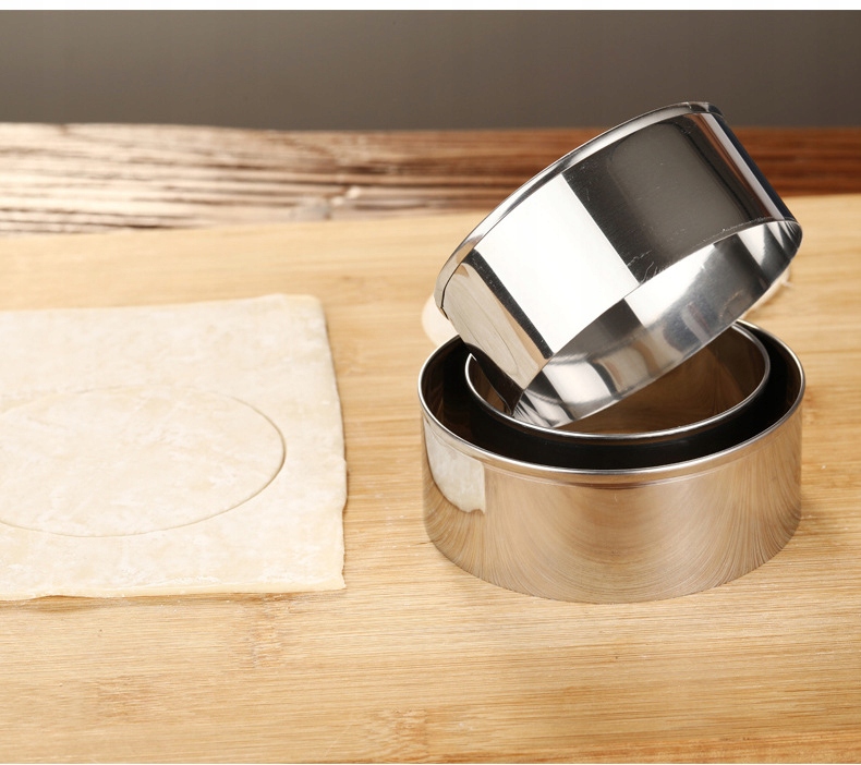 WYCINARKA DO KÓŁEK PIEROGÓW PIELMIENI USZEK FOREMKA FORMA 3szt - obrazek 4