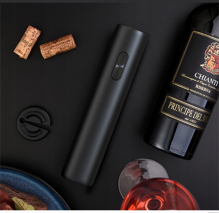 ELEKTRYCZNY KORKOCIĄG DO WINA OTWIERACZ DO BUTELEK OBCINACZ NA PREZENT - obrazek 13