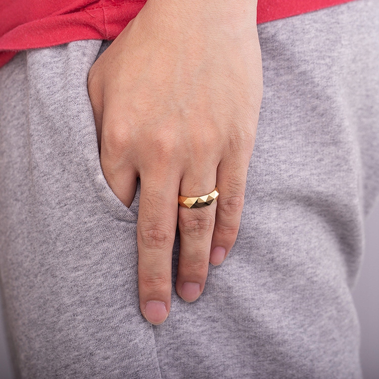 Obrączka pierścionek wolfram biżuteria wolfring złota eu25 us11 - obrazek 5