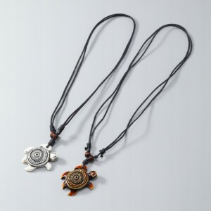 Naszyjnik żółw morski surferska kite windsurfing rzemyk rasta biały - miniatura 6