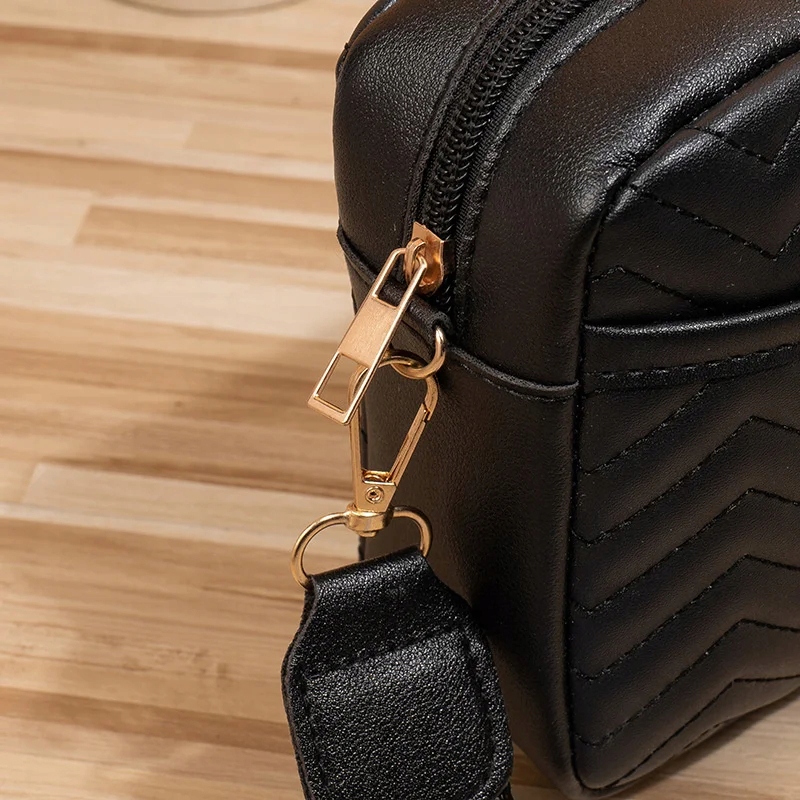 Torebka damska listonoszka czarna eko skóra zestaw 2szt chevron - obrazek 8