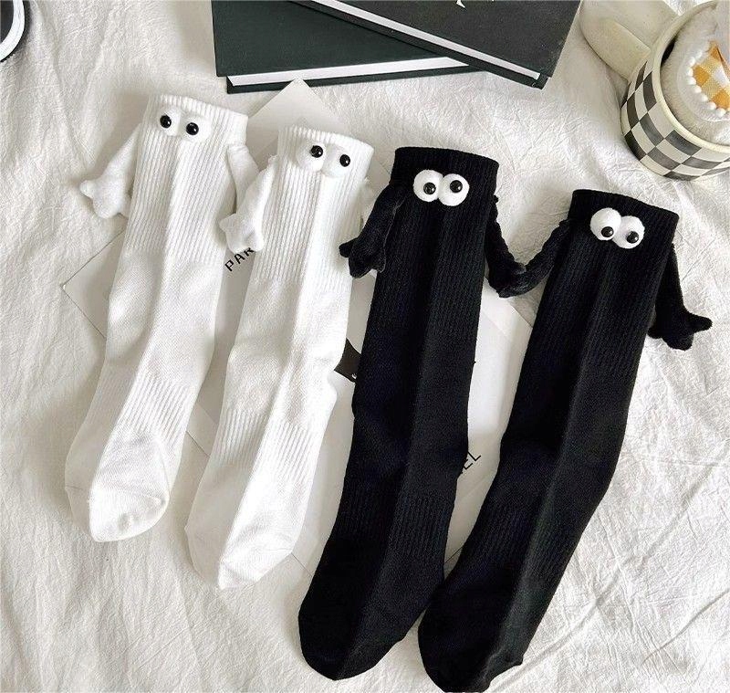 Skarpetki magnetyczne prezent dla par trzymajce się za ręcę magnes oczy - obrazek 5