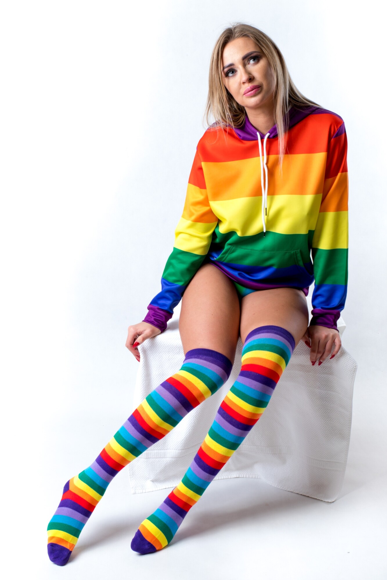 Bluza tęczowa lgbt tęcza z kapturem poliestrowa xl - obrazek 3