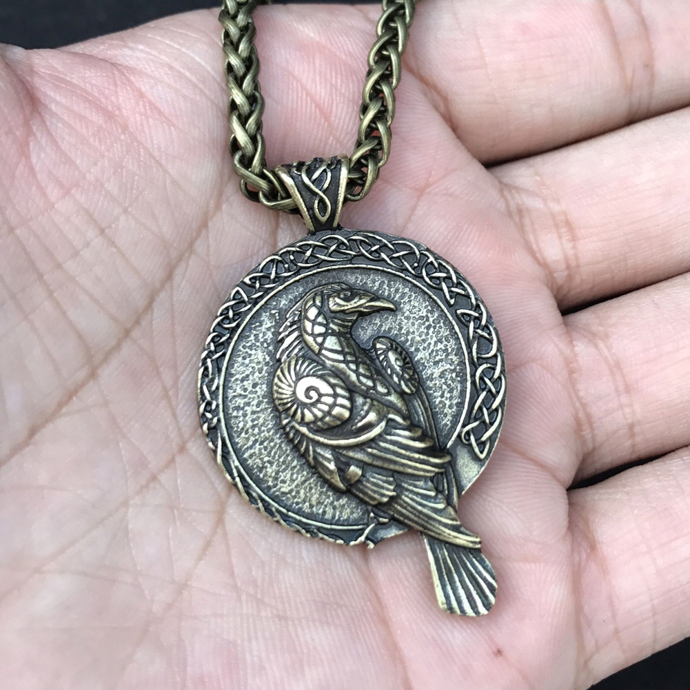 Naszyjnik wikingów kruk huginn i muninn nordic 136 - obrazek 3