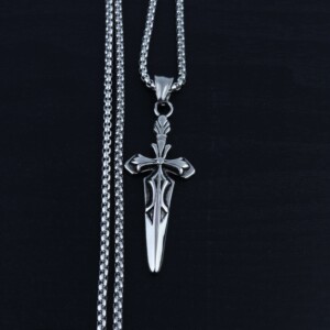 Naszyjnik srebrny łańcuszek krzyż miecz 318 - miniatura 10