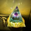 Piramida ORGONIT +LED Lampka PODSTAWA 5cm KRYSZTAŁ KAMIENIE AMULET 5cm HX21 - miniatura 9