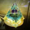 Piramida ORGONIT +LED Lampka PODSTAWA 5cm KRYSZTAŁ KAMIENIE AMULET 5cm HX05 - miniatura 8